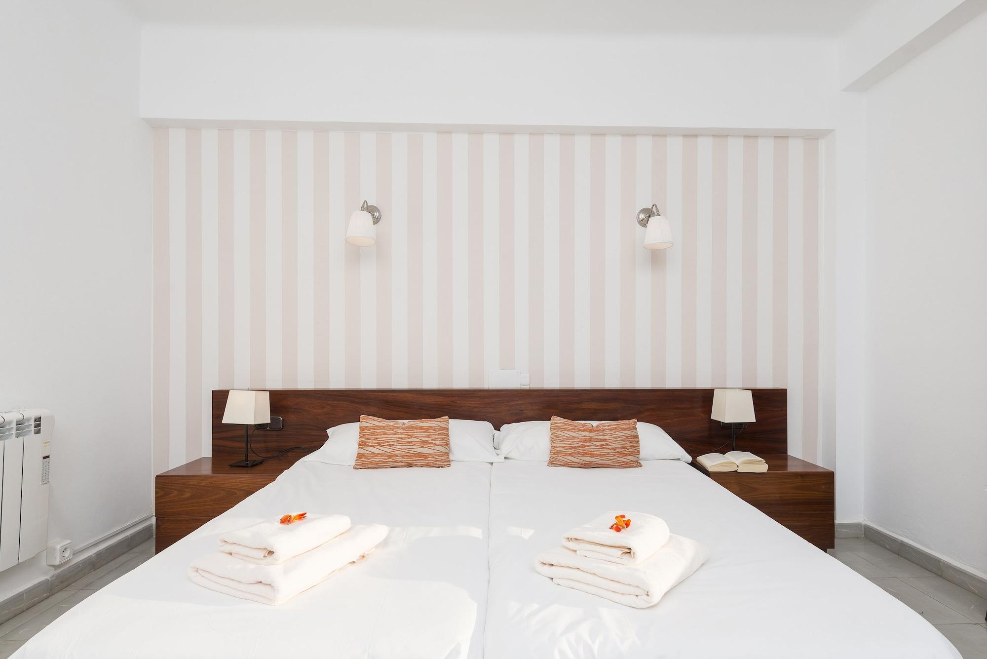 Hotel Santanyi Port Cala Figuera  Buitenkant foto